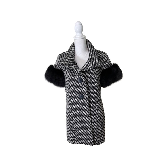 Wool Tweed Short Sleeve Jacket w/ Fox Cuffs - Picture 5 of 9